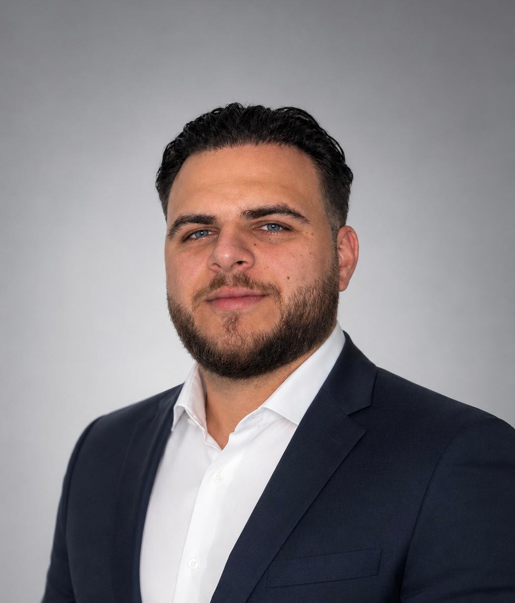 Simeon Karakov, Inhaber SK Erdbewegung & Pflasterarbeiten